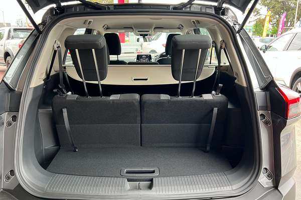 2025 Nissan X-TRAIL ST T33