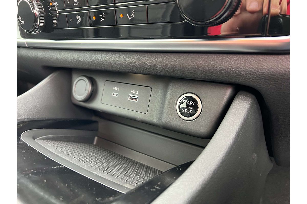 2025 Nissan X-TRAIL ST T33