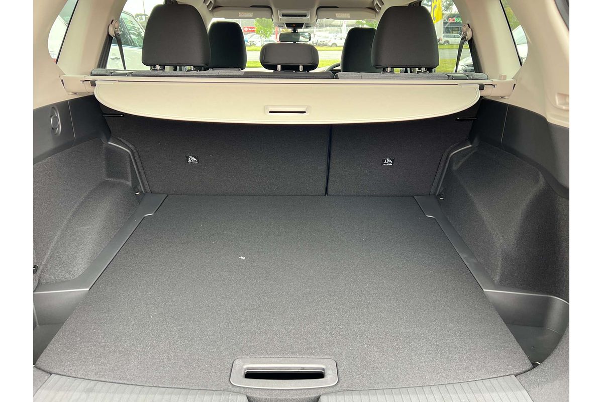 2025 Nissan X-TRAIL ST T33