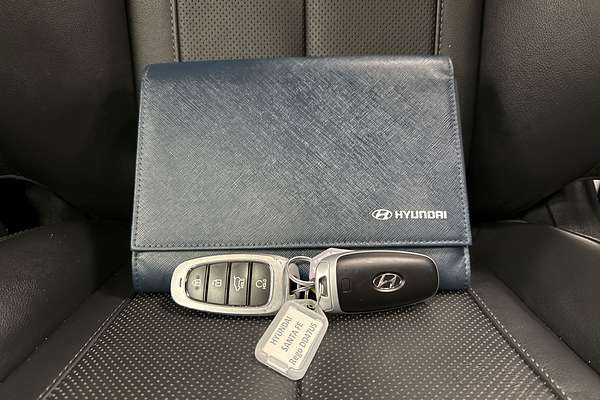 2022 Hyundai Santa Fe Elite TM.V4