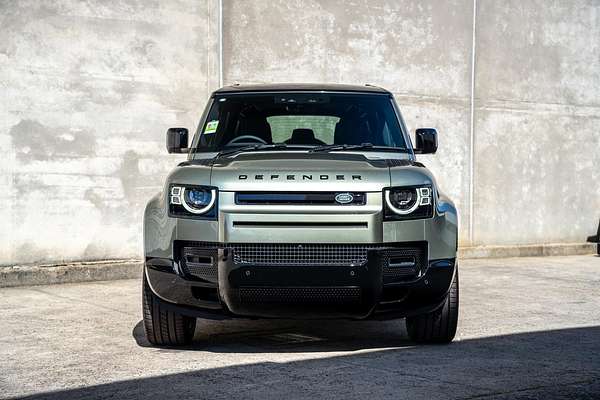 2025 Land Rover Defender 110 P400 X-Dynamic SE L663