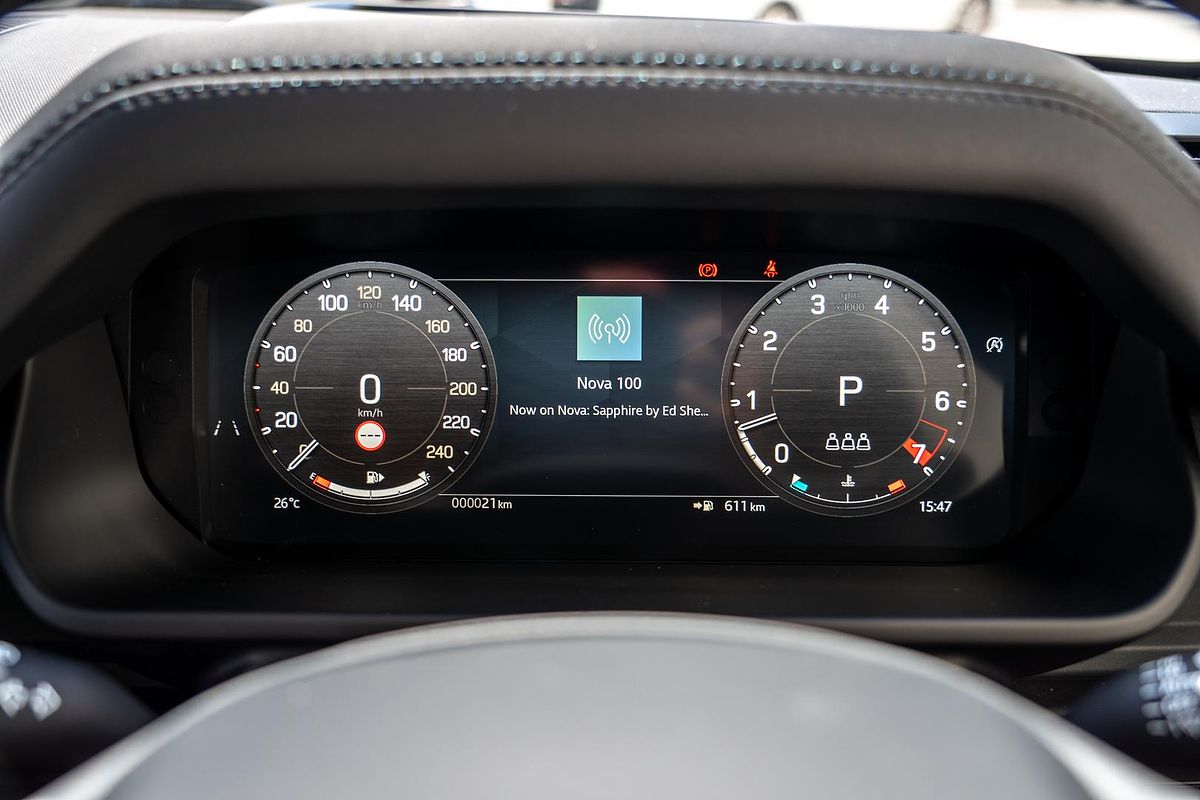 2025 Land Rover Defender 110 P400 X-Dynamic SE L663