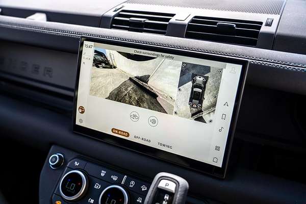 2025 Land Rover Defender 110 P400 X-Dynamic SE L663