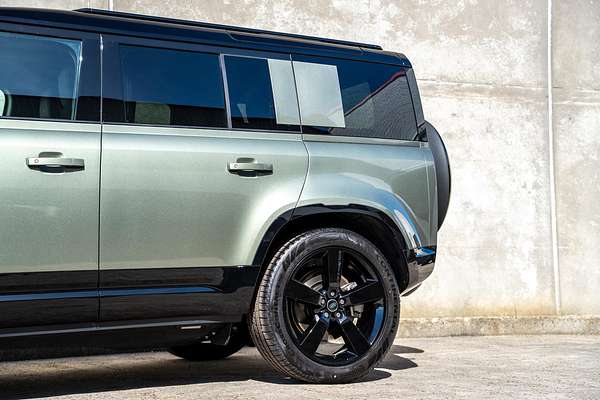 2025 Land Rover Defender 110 P400 X-Dynamic SE L663