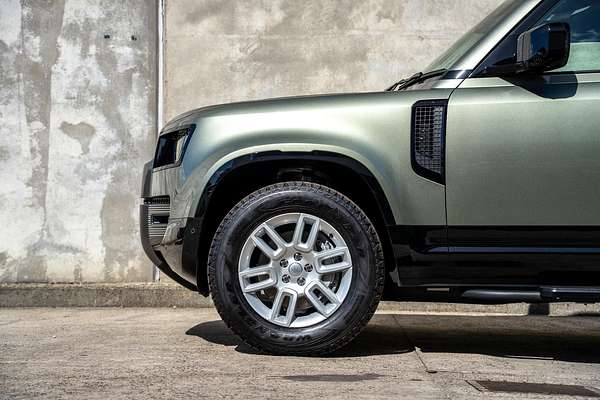 2025 Land Rover Defender 110 D350 X-Dynamic SE L663