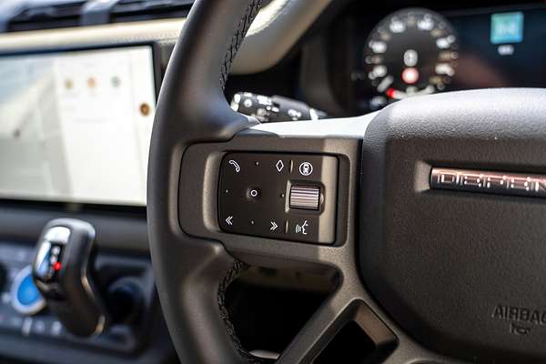 2025 Land Rover Defender 110 D350 X-Dynamic SE L663