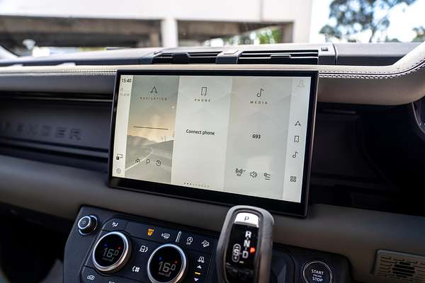 2025 Land Rover Defender 110 D350 X-Dynamic SE L663