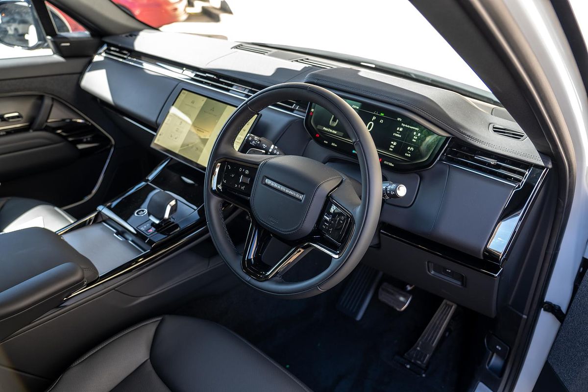 2025 Land Rover Range Rover Sport P360 Dynamic SE L461