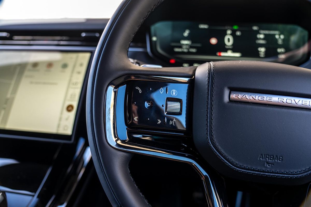 2025 Land Rover Range Rover Sport P360 Dynamic SE L461