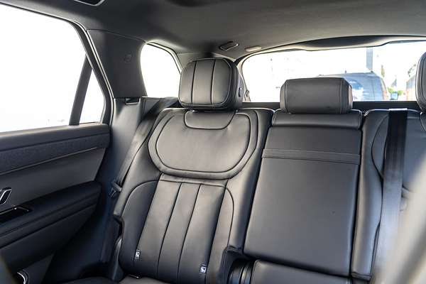 2025 Land Rover Range Rover Sport P360 Dynamic SE L461