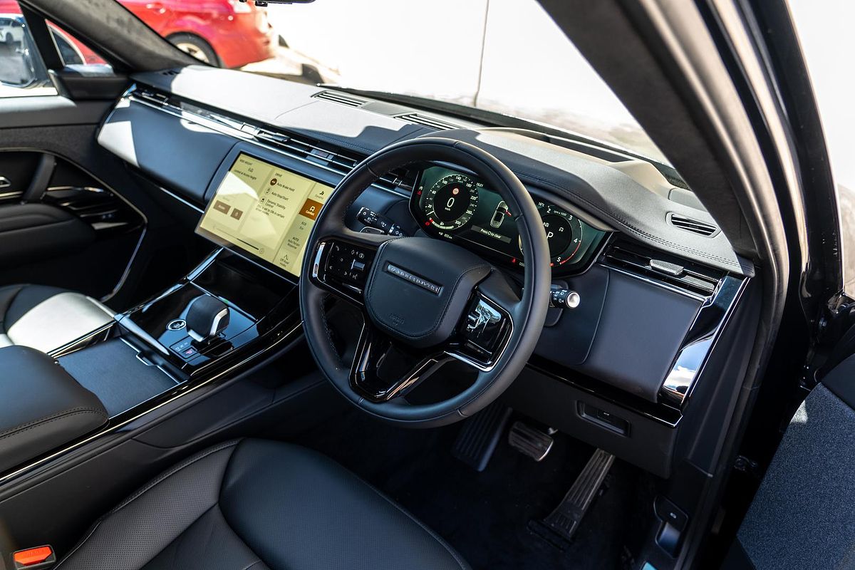 2025 Land Rover Range Rover Sport D350 Dynamic HSE L461