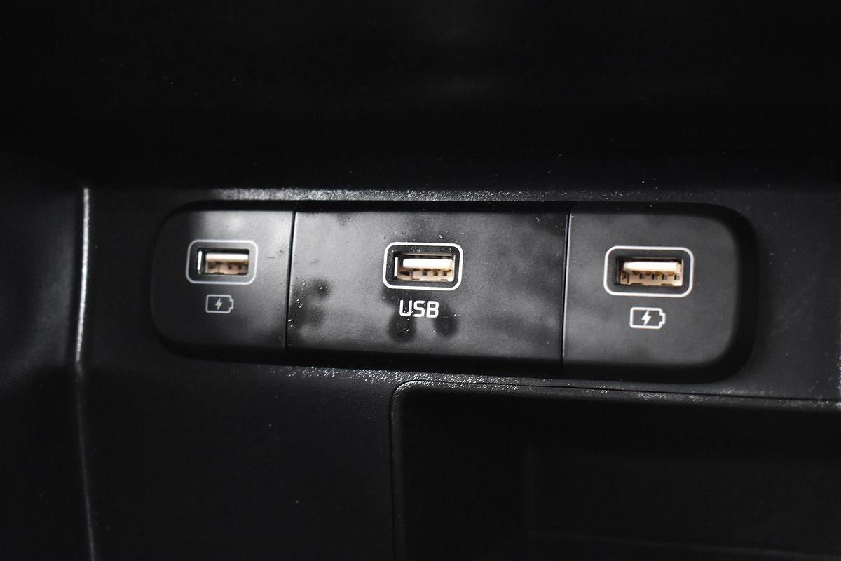 2023 Kia Sorento Sport+ MQ4