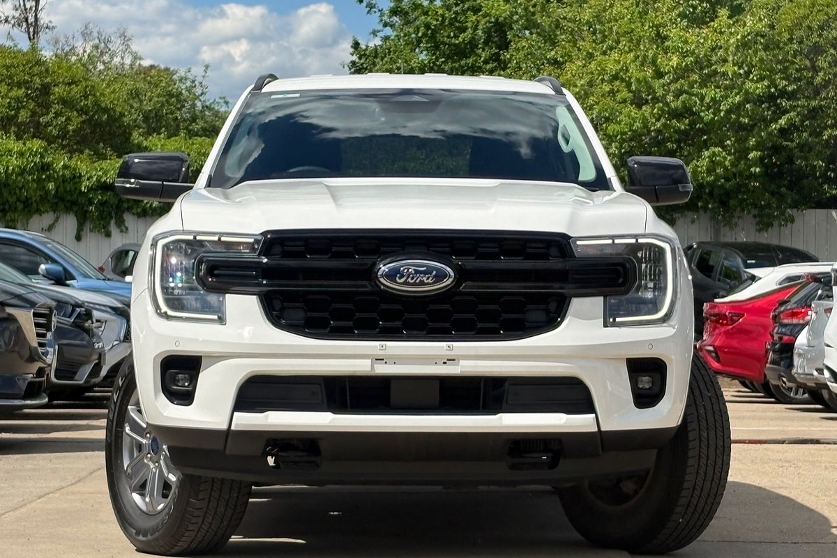 2023 Ford Everest Ambiente 2.0L