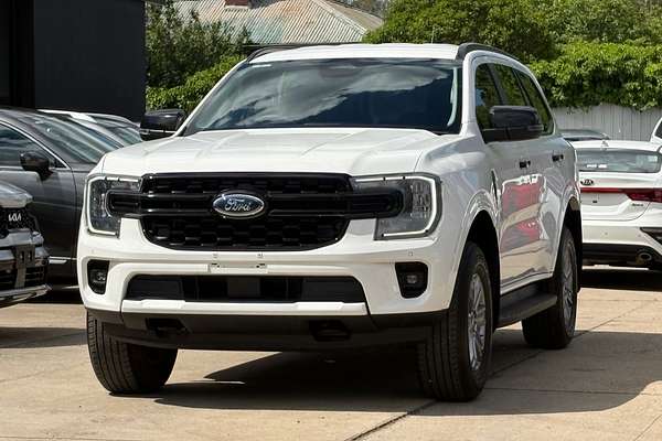 2023 Ford Everest Ambiente 2.0L