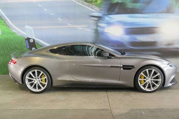 2013 Aston Martin Vanquish