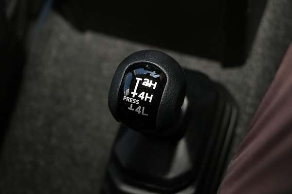 2024 Suzuki Jimny GLX GJ