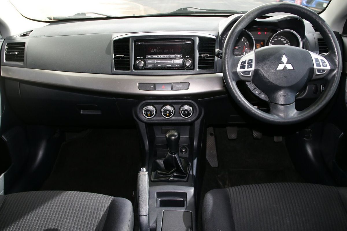 2014 Mitsubishi Lancer ES Sport CJ