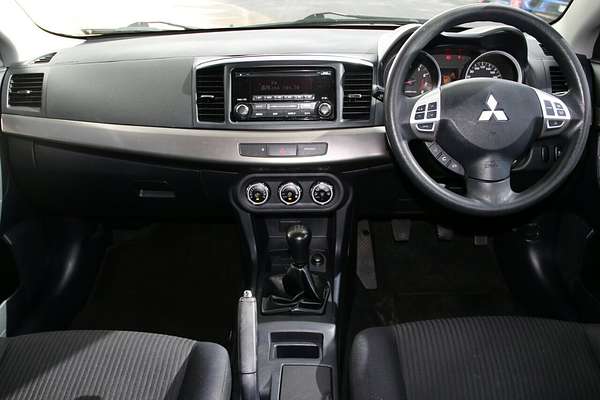 2014 Mitsubishi Lancer ES Sport CJ