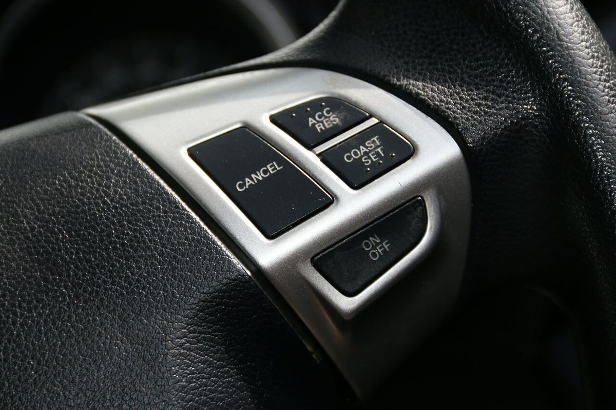 2014 Mitsubishi Lancer ES Sport CJ