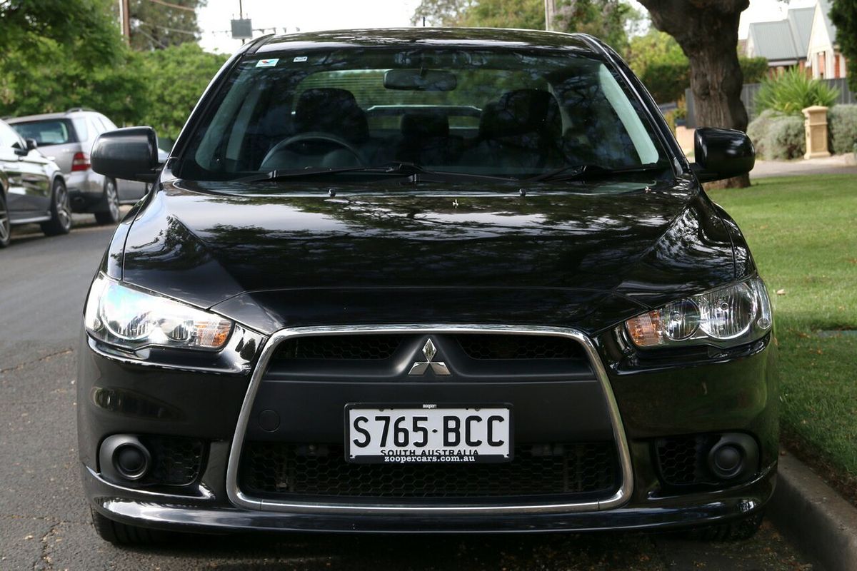 2014 Mitsubishi Lancer ES Sport CJ