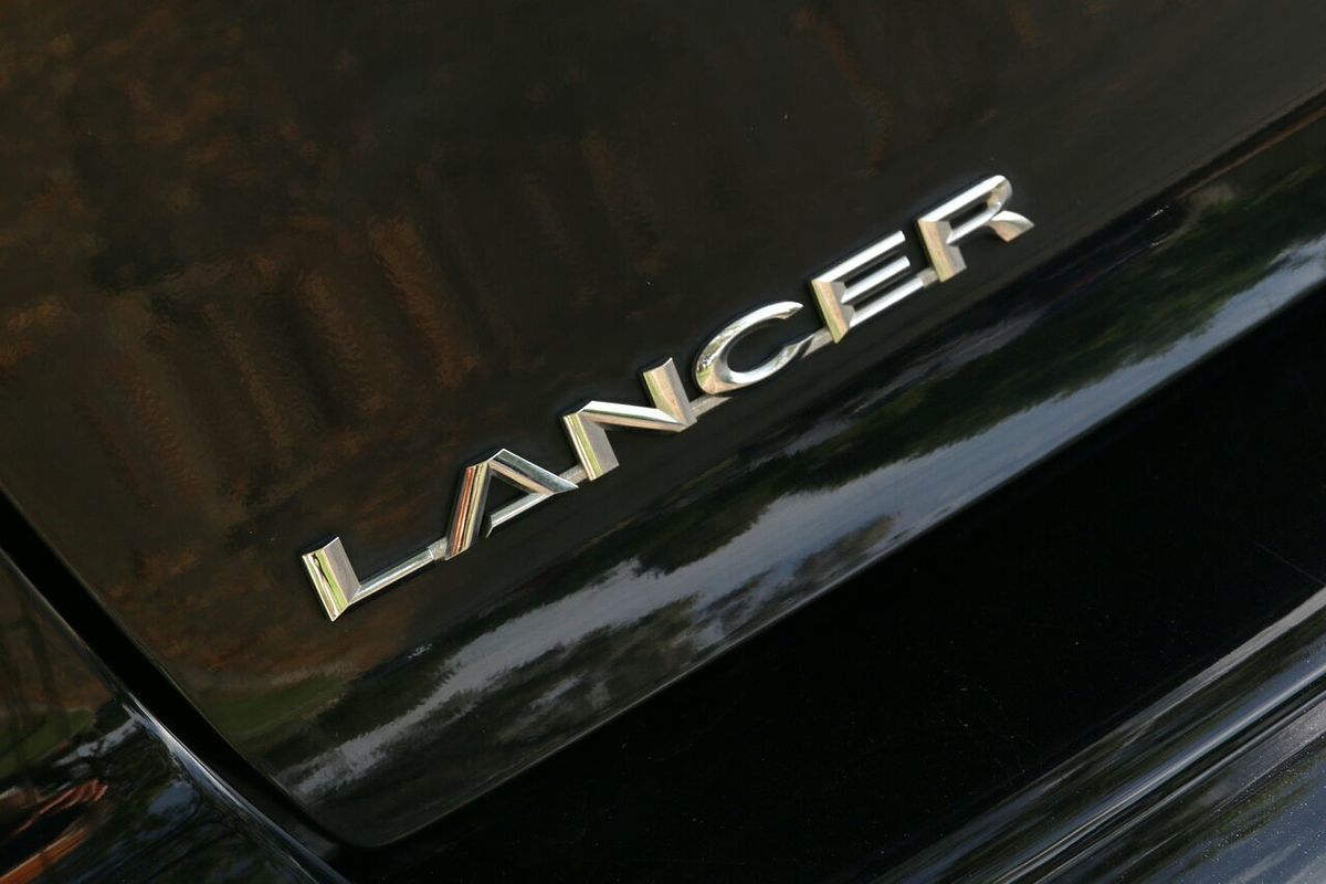 2014 Mitsubishi Lancer ES Sport CJ