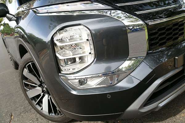 2025 Mitsubishi Outlander Aspire ZM