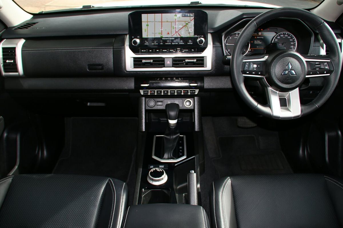 2024 Mitsubishi Triton GLS MV 4X4