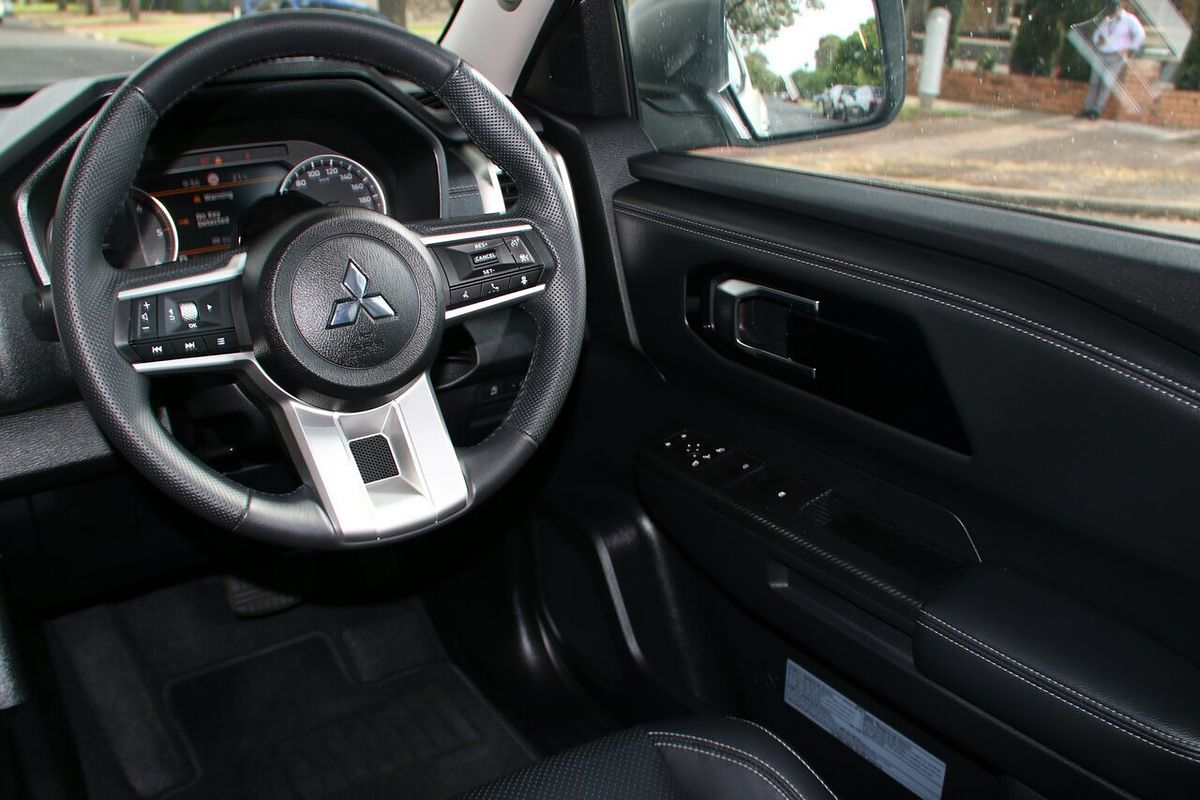 2024 Mitsubishi Triton GLS MV 4X4