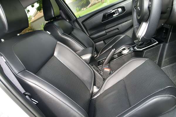 2024 Mitsubishi Triton GLS MV 4X4