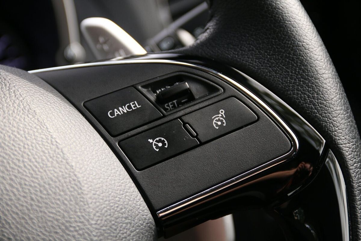 2024 Mitsubishi Eclipse Cross LS YB