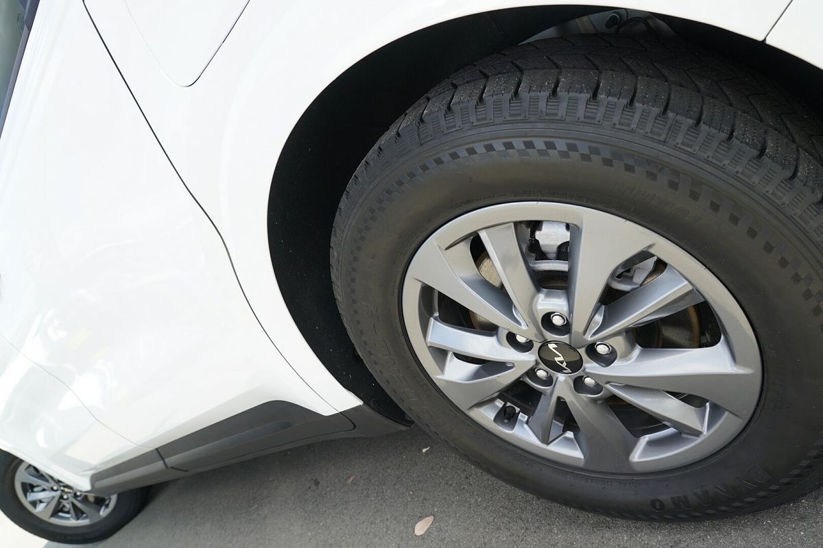 2023 Kia Carnival S KA4