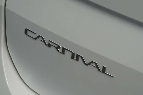 2023 Kia Carnival S KA4