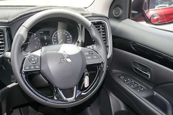 2020 Mitsubishi Outlander ES ZL