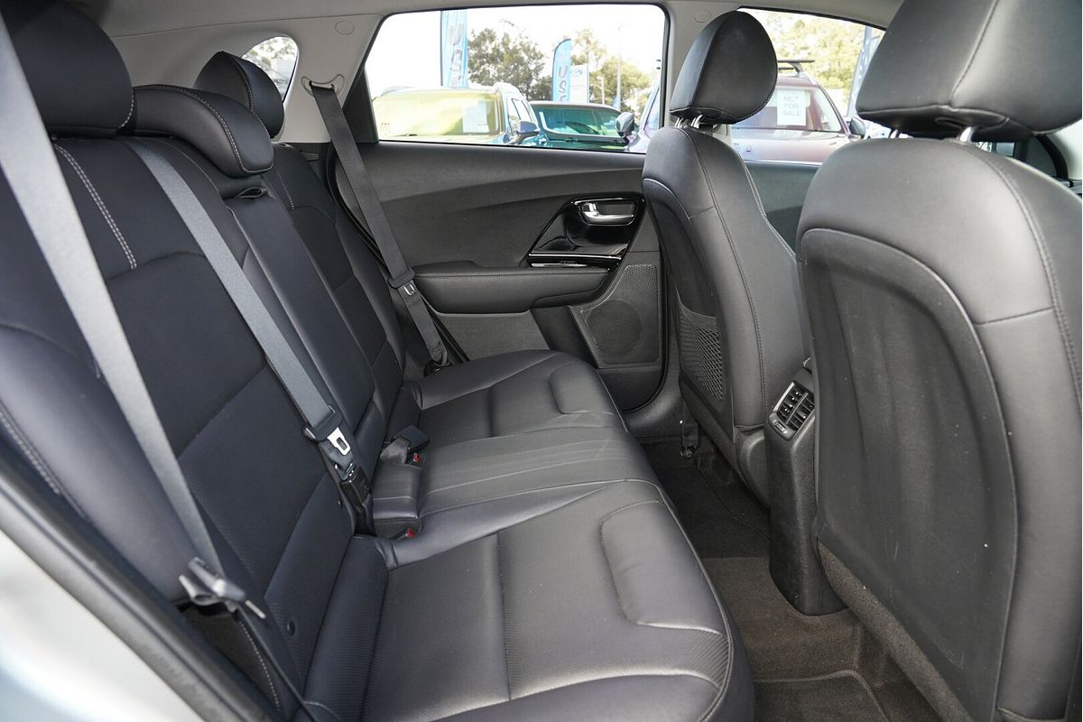 2021 Kia Niro Hybrid Sport DE