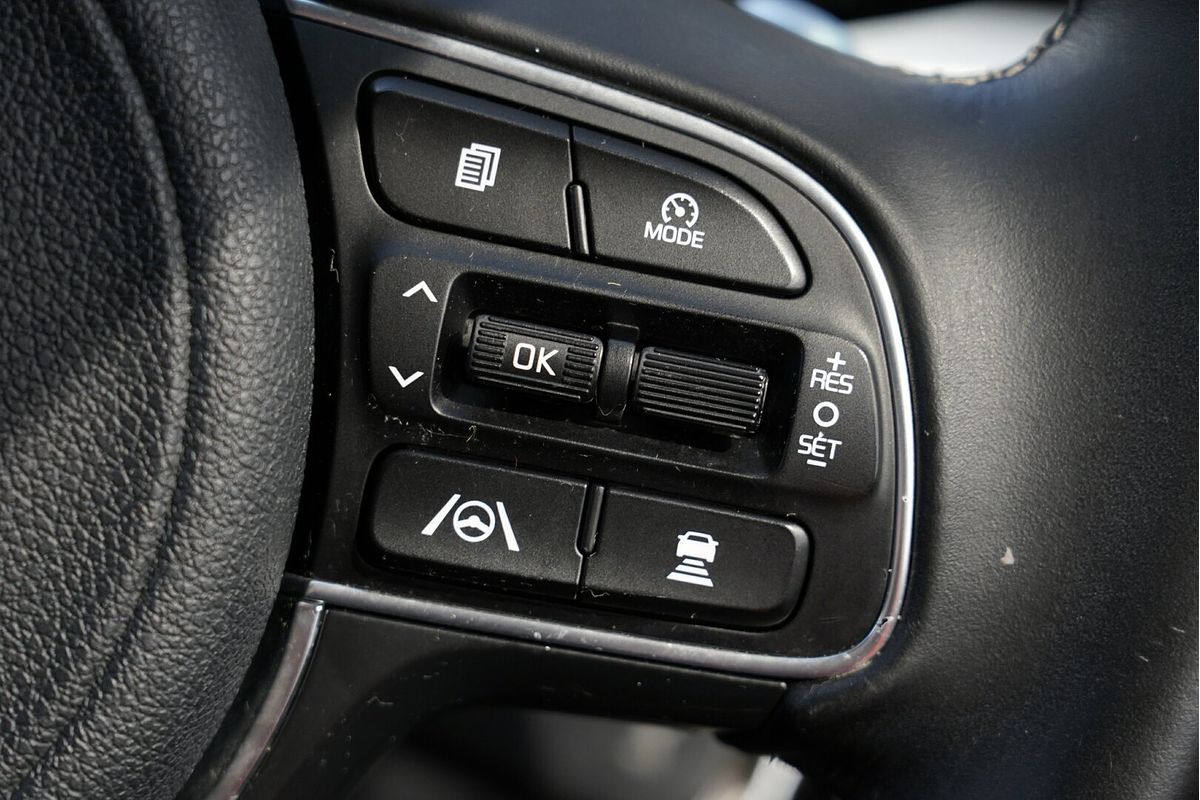 2021 Kia Niro Hybrid Sport DE