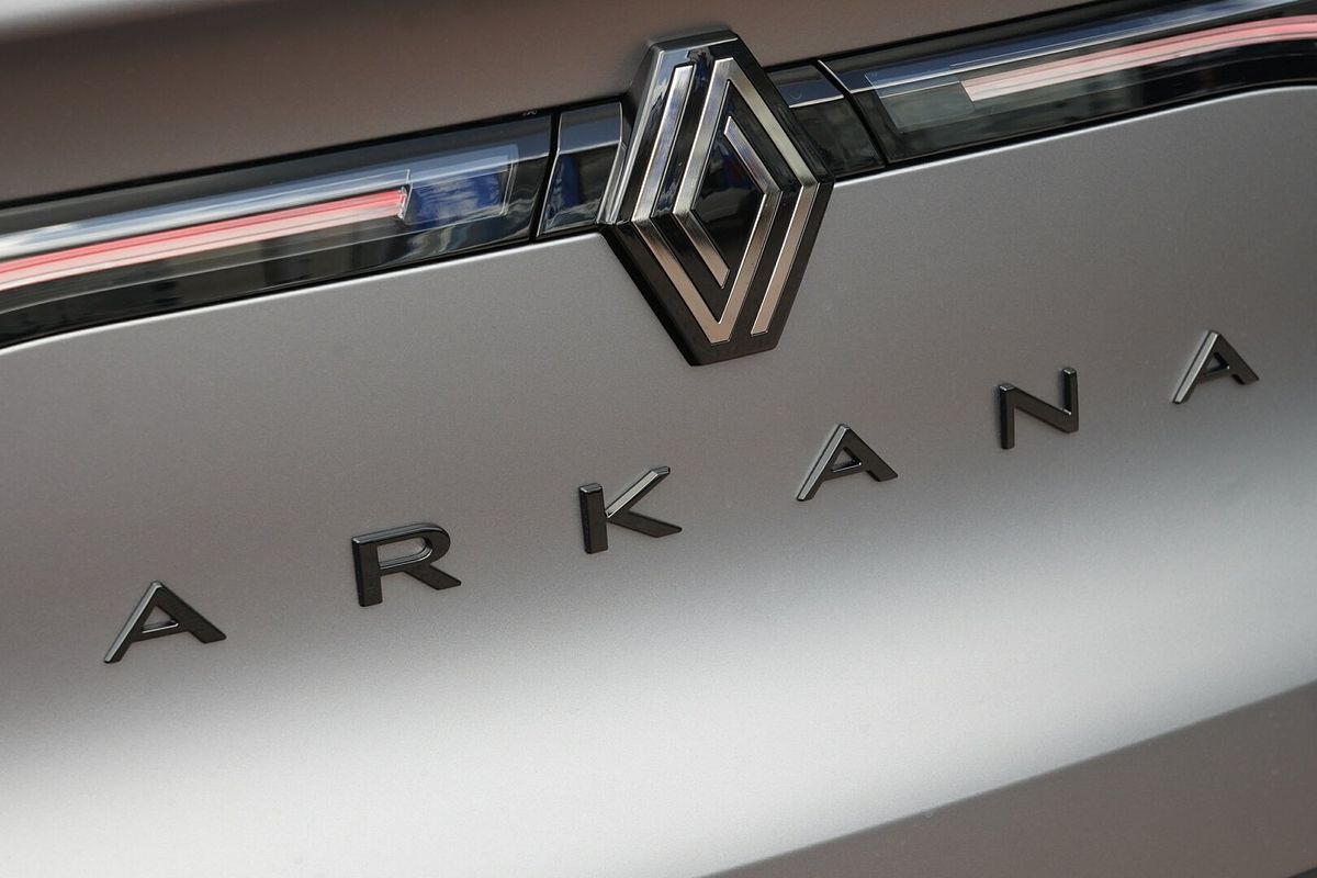 2025 Renault Arkana Esprit Alpine JL1