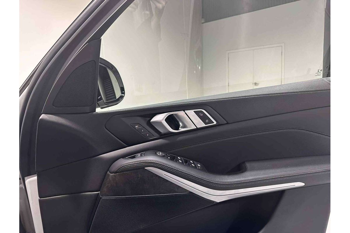 2022 BMW X5 xDrive30d M Sport G05