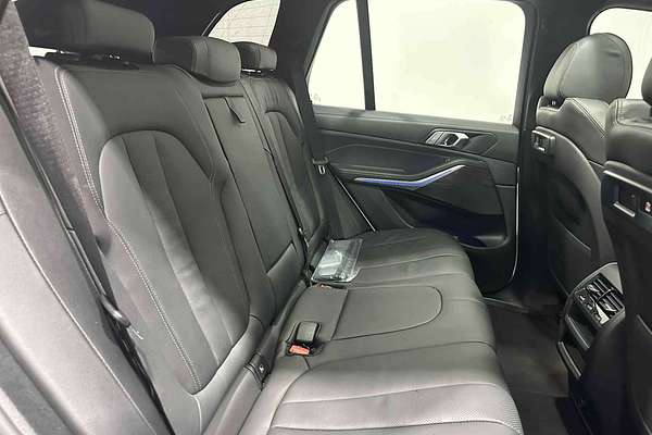 2022 BMW X5 xDrive30d M Sport G05