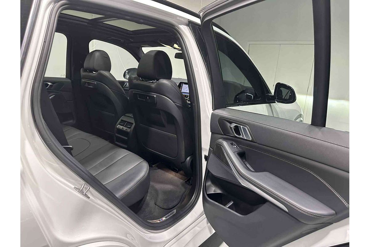 2022 BMW X5 xDrive30d M Sport G05