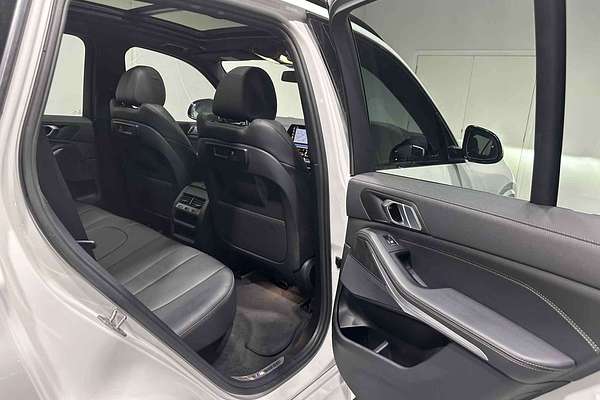 2022 BMW X5 xDrive30d M Sport G05