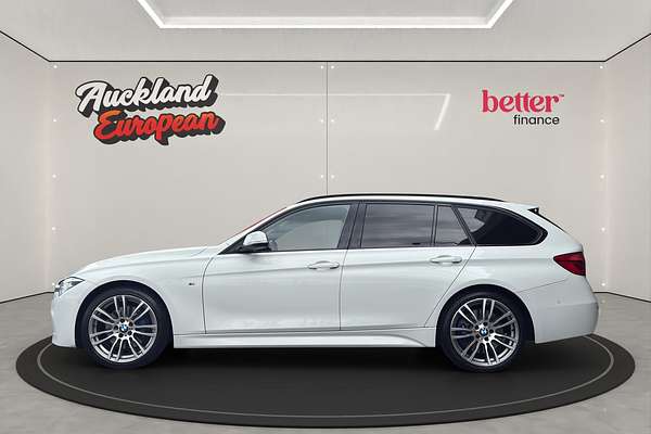 2015 BMW 320i M SPORT