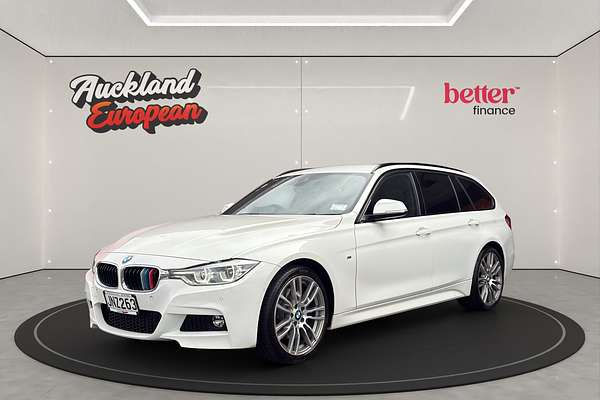 2015 BMW 320i M SPORT