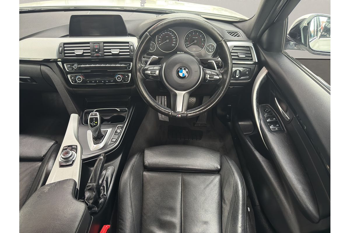2015 BMW 320i M SPORT