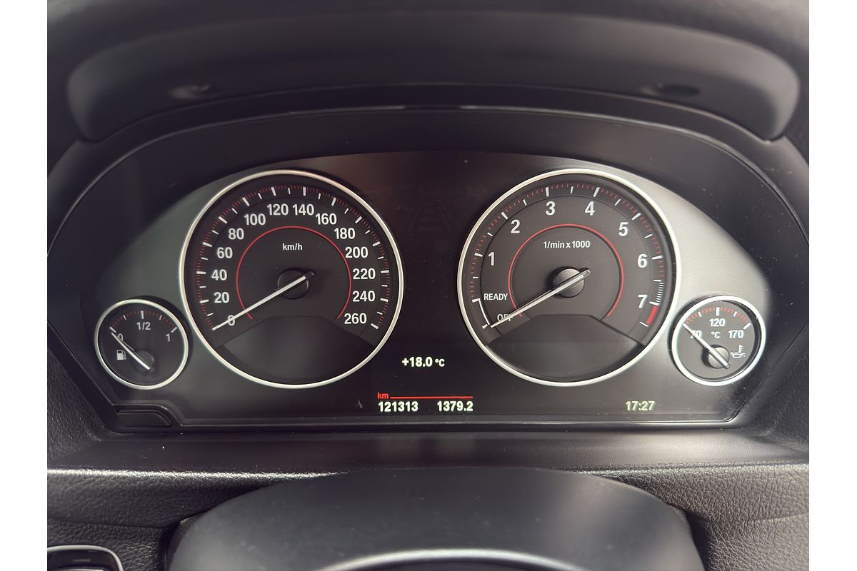 2015 BMW 320i M SPORT