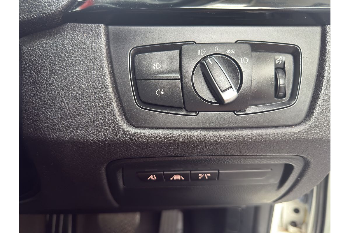 2015 BMW 320i M SPORT