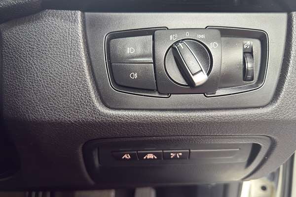 2015 BMW 320i M SPORT