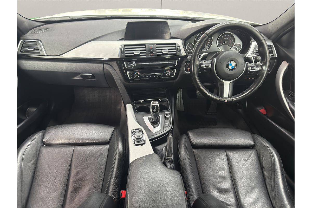 2015 BMW 320i M SPORT