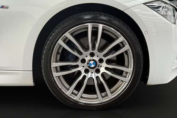 2015 BMW 320i M SPORT