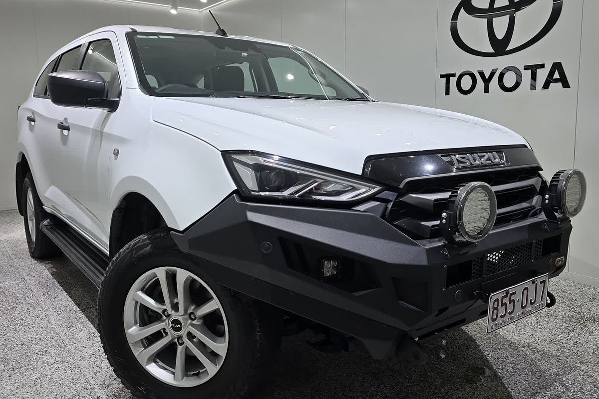 2021 Isuzu MU-X LS-M