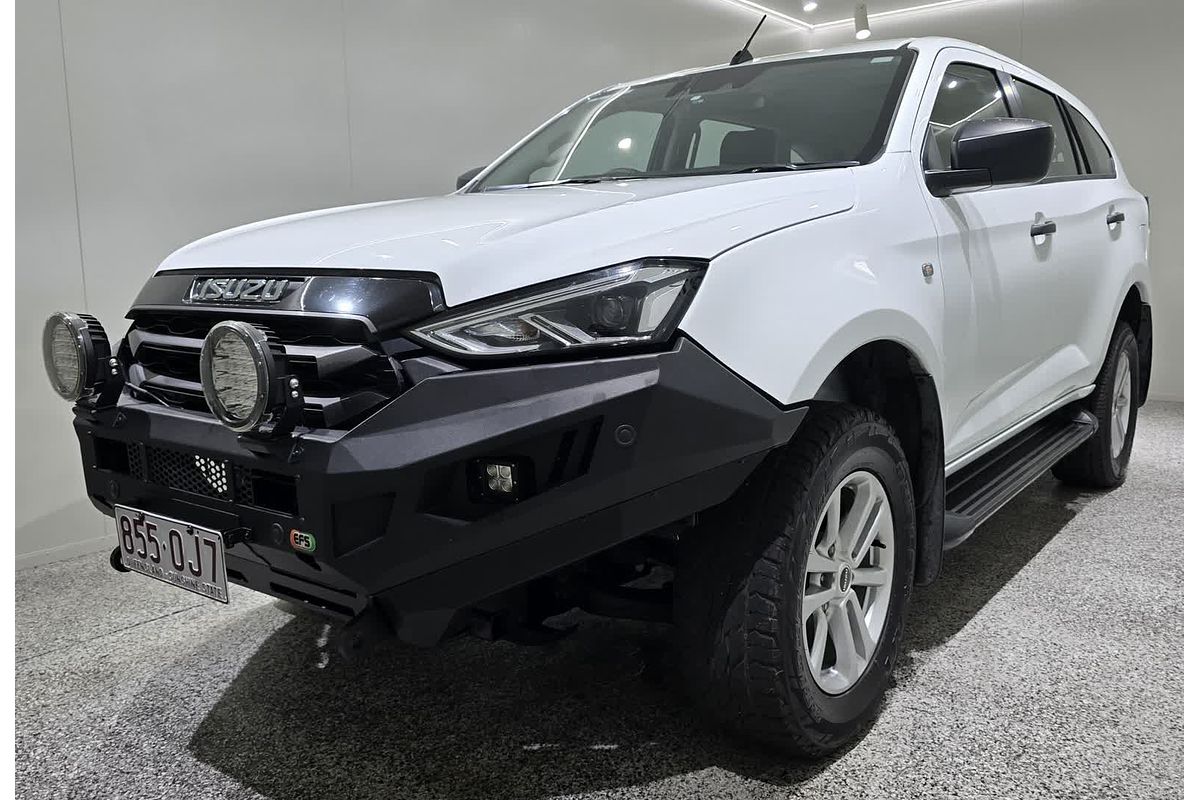 2021 Isuzu MU-X LS-M